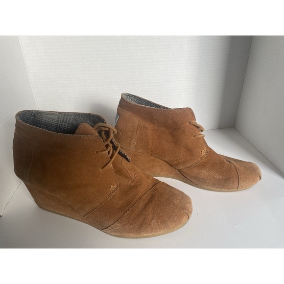 Ankle Boots-,Tom's Brown Suede Wedge Ankle boots. Women's Size 10 - Picture 1 of 5